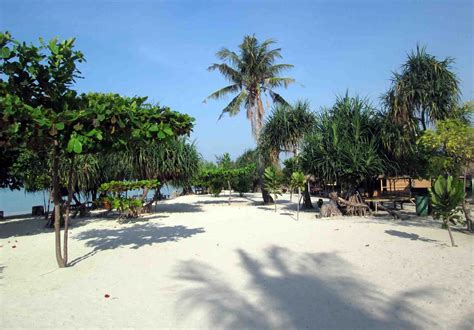 Pulau Pari ~ MARINA TOURISM Indonesia