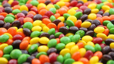 Skittles' new packaging has some calling to boycott candy company | FOX 11 Los Angeles