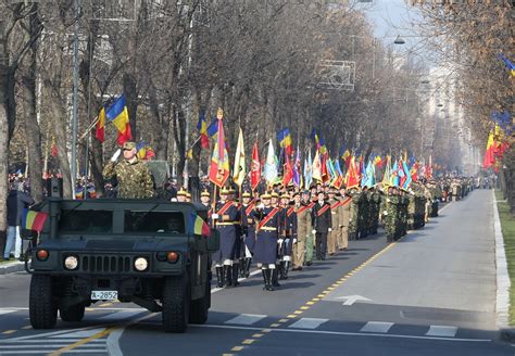 Thousands of people enjoy the military parade on Romania’s National Day