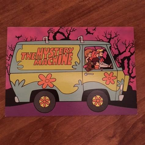 The Mystery Machine Postcard Scooby-Doo | Mini canvas art, Small canvas art, Canvas painting diy