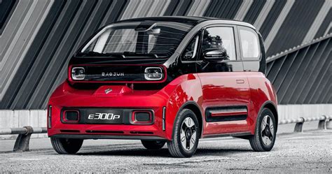 Here's A Detailed Look At GM's Baojun E300 Plus That Shows It Driving ...