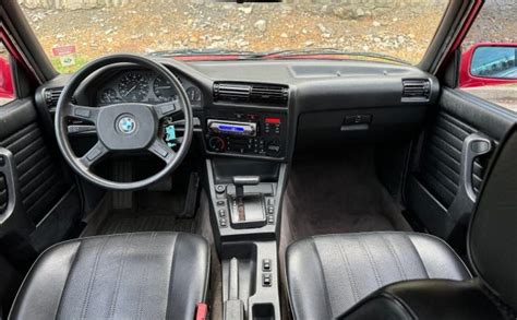 Immaculate AWD: 1989 BMW 325iX | Barn Finds