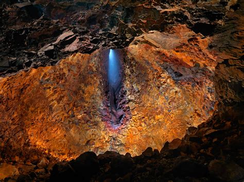 Thrihnukagigur Volcano Tour | Go Inside a Magma Chamber