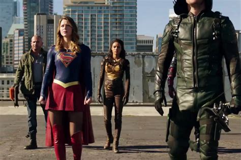 Supergirl, Flash, and Arrow Stand Tall in Crossover Photos