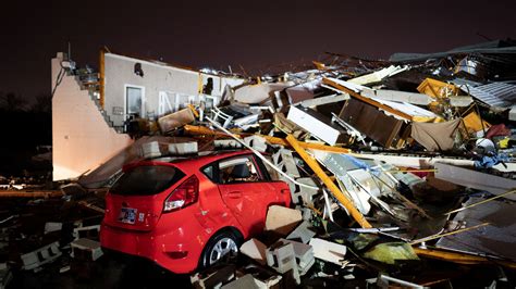 Tornadoes rip through Tennessee - killing at least six people | US News | Sky News