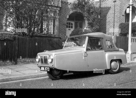 Reliant regal mk 1 Black and White Stock Photos & Images - Alamy