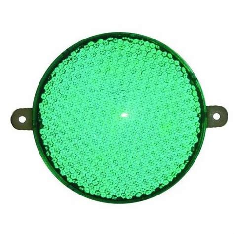 Reflectors at Rs 47/piece | Triangle Safety Reflectors in New Delhi | ID: 15992488397