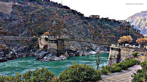 Railways Mind-Blowing Plan to Span Kashmir's Mighty Chenab Is Amazing