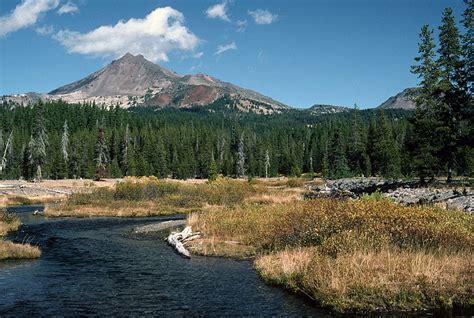 Best Hikes in Deschutes National Forest (OR) - Trailhead Traveler