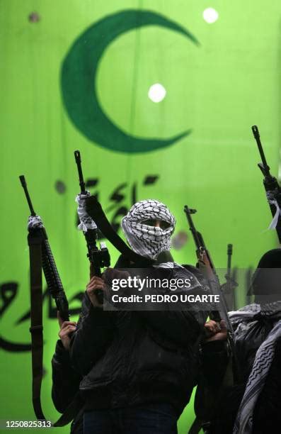 2,977 Fatah Al Aqsa Martyrs Brigades Photos & High Res Pictures - Getty ...