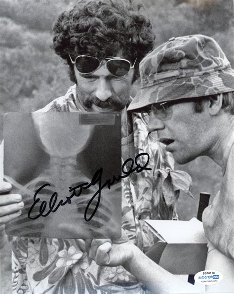 Elliott Gould Mash Signed Autograph 8x10 Photo ACOA | Outlaw Hobbies Authentic Autographs