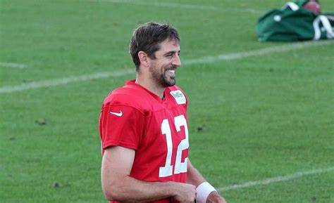 Aaron Rodgers Haircut: 15 Timeless Hairstyles of This NFL Quarterback