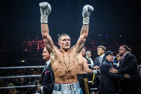 From Football to Boxing: 5 Must-Know Facts About Oleksandr Usyk ...