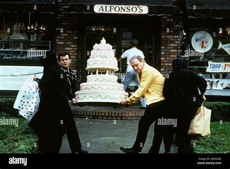 JOE PESCI, RODNEY DANGERFIELD, EASY MONEY, 1983 Stock Photo - Alamy