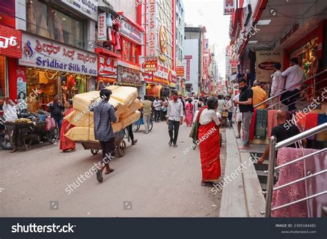 3 Chikpet Market Bangalore Royalty-Free Photos and Stock Images ...