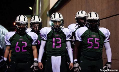 Nike gives special uniforms to honor school’s breast cancer ties - Prep Rally - High School Blog ...