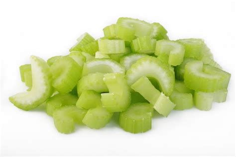 CELERY – SLICED | Mister Produce