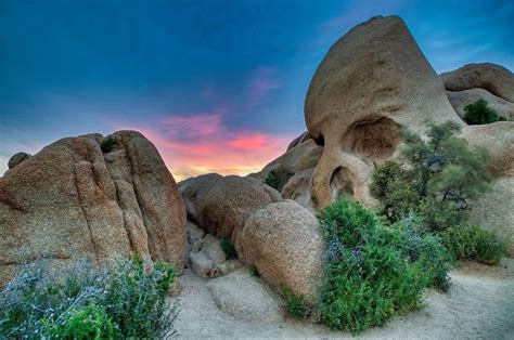 Skull Rock at Joshua Tree National Park. I hiked a short way in the ...