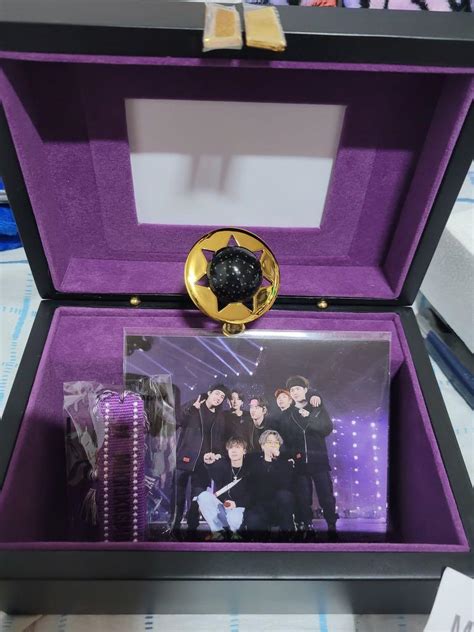 BTS MERCH BOX 6 OB + Music Box + OT7 pic only, Hobbies & Toys ...