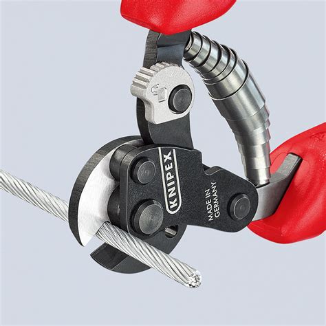 KNIPEX wire rope cutters: 30% easier cutting of high