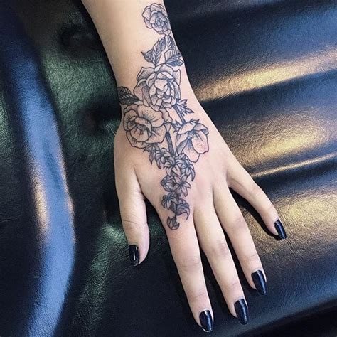 Share 68+ floral hand tattoos - in.coedo.com.vn