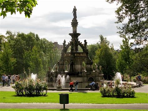 A Glasgow Album: Kelvingrove Park