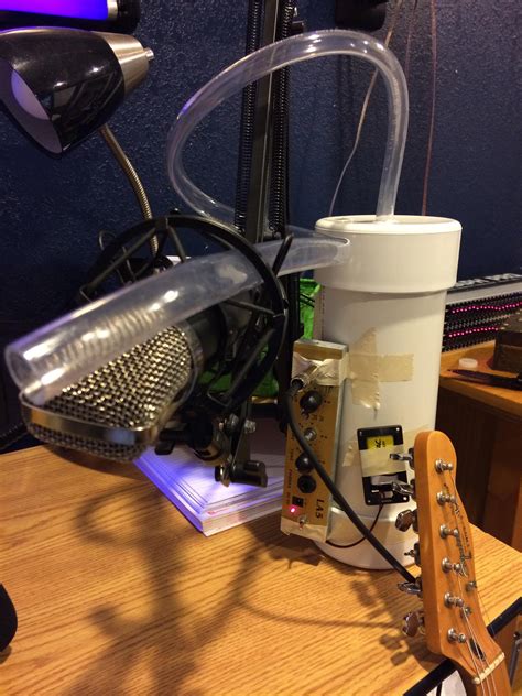 Building a DIY Guitar Talkbox using an old Amp : DIY