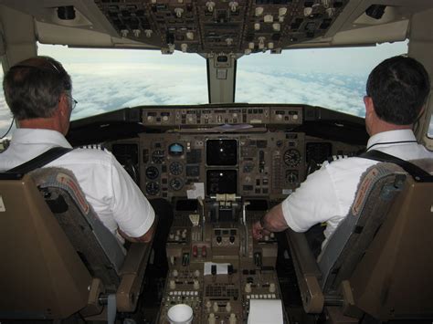 767 cockpit arriving in Paris | The advantage of being an FB… | Flickr