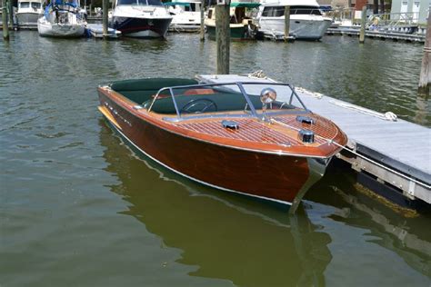 1956 Chris Craft Classic 18' Continental, 1956 Power Boat For Sale - Chris Craft Wooden Boats ...