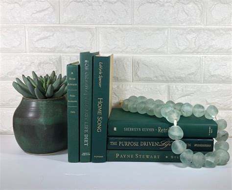 BOOKS BY COLOR - GREEN EMERALD BOOKS Lavyrle Spencer, Putnam, Green ...