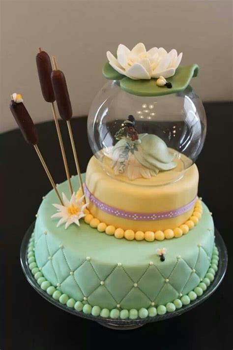 So pretty | Frog cakes, Cupcake cakes, Cake decorating