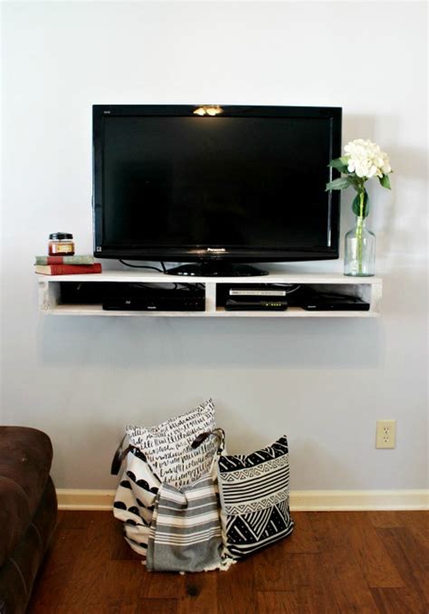 DIY Floating TV Shelf