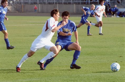 File:College soccer yates iu v tulsa 2004.jpg - Wikipedia