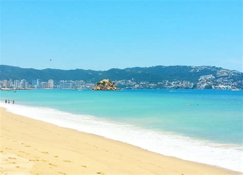 THE 10 BEST Acapulco Beaches (2024) - Tripadvisor