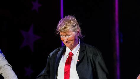 Meryl Streep Dressed Up Like Donald Trump and It Was Amazing | GQ