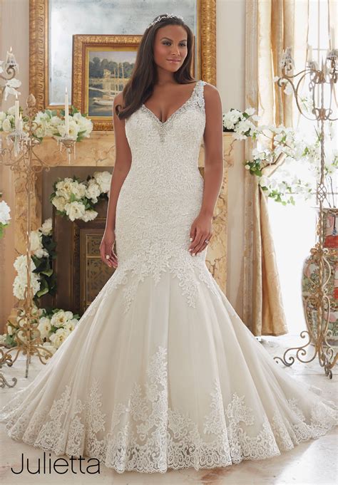 8453327 - Bridal Boutique Maryland