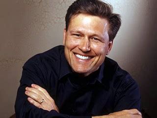 David Baldacci biography, birth date, birth place and pictures