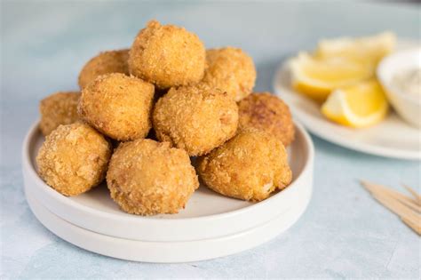 Easy Fried Crab Ball Appetizer Recipe