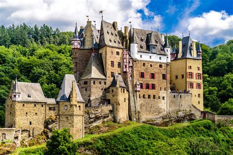 16 Most Beautiful Castles in Germany - Road Affair (2023)