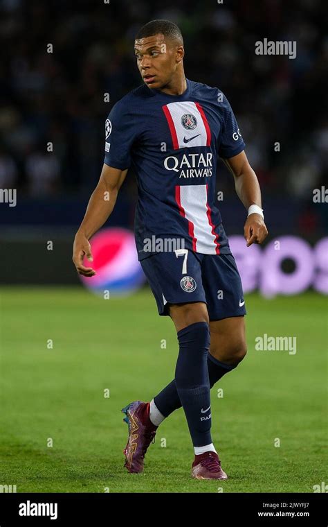 Mbappe psg 2022 2023 fotografías e imágenes de alta resolución - Alamy