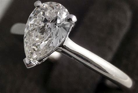 Where Can I Sell my Diamond Ring for Most Money? - Vermont Republic