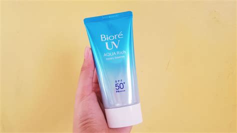 Biore UV Aqua Rich Watery Essence Review - Style Vanity