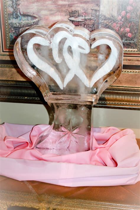 Ice sculpture - hearts | Ice sculptures, Sculptures, Sculpture