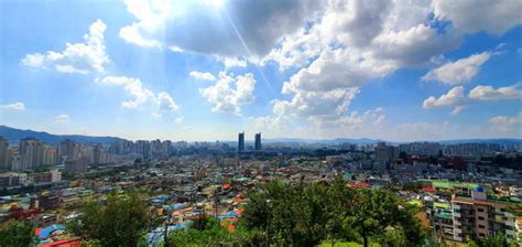 City panorama of Daejeon, from the park - 9GAG