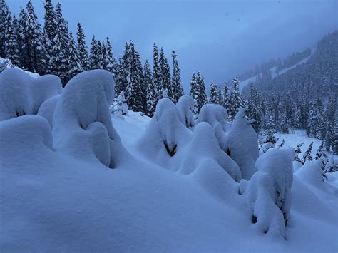 Amazing Snowy Hill. : r/snow