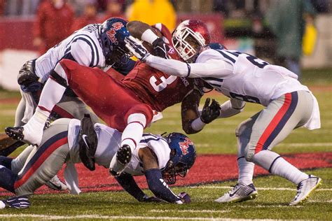 Previewing Bama vs. Ole Miss: The Rebel Black Bear defense - Roll 'Bama Roll