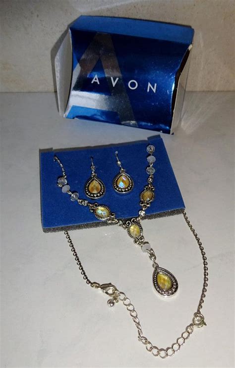 Vintage Avon Necklace Earring Set Y Yellow Rhinestone Silver | Vintage ...