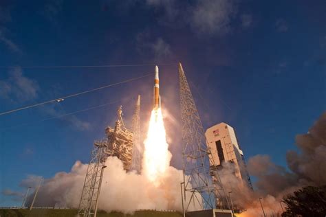 Air Force Launches New GPS Satellite (Photos) | Space