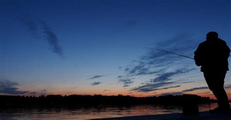 6 Night Fishing Tips To Help You With The Moonlight Bite