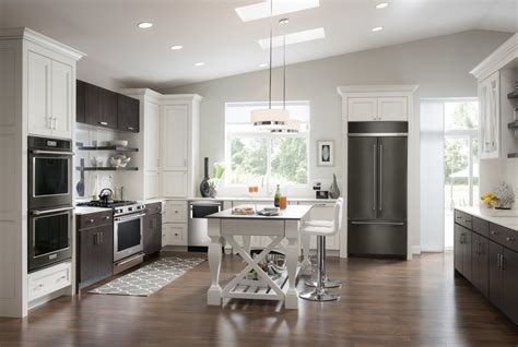 Ready For A Kitchen Revamp? New Black Stainless Steel And Traditional Finishes From KitchenAid ...